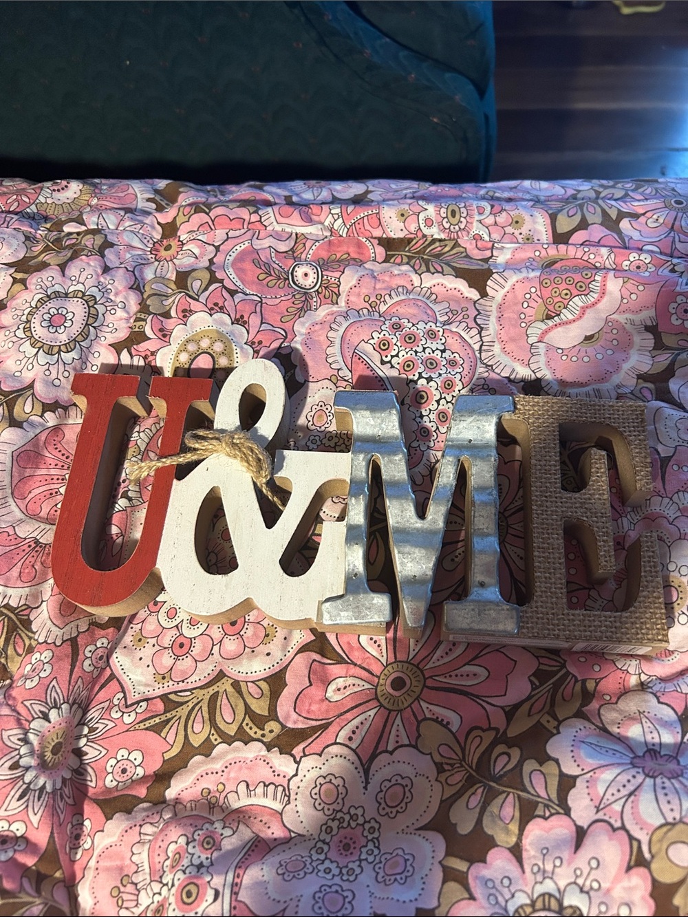 U & Me Decor Piece